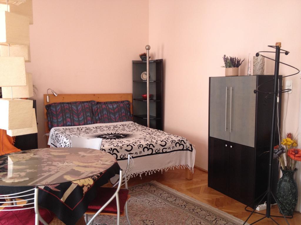 Edith'S Place In Budapest Exterior photo